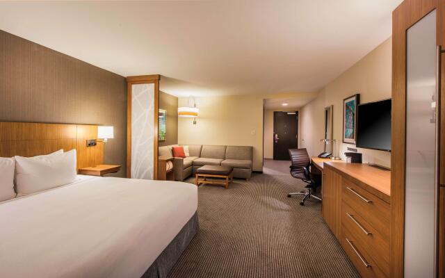 Hyatt Place Cleveland / Westlake / Crocker Park