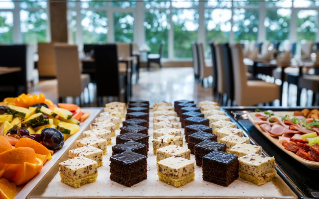 Hunguest Hotel Helios