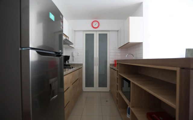 Quiet Romantic Apartment In The Heart Of Barranco