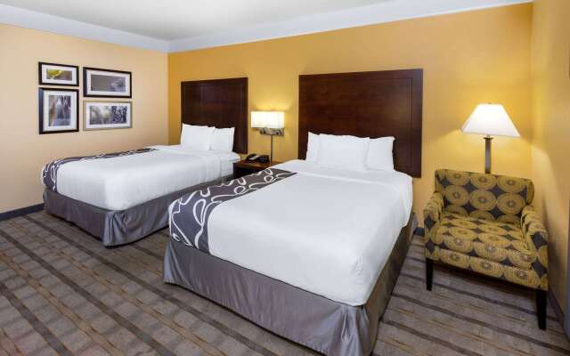 La Quinta Inn & Suites by Wyndham Houston NW Beltway8/WestRD