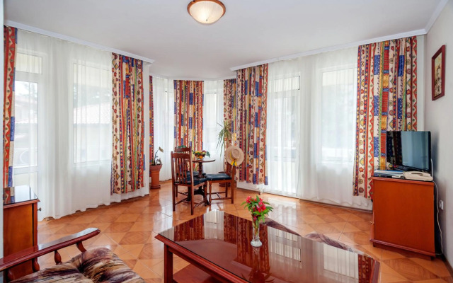Villa List Hotel