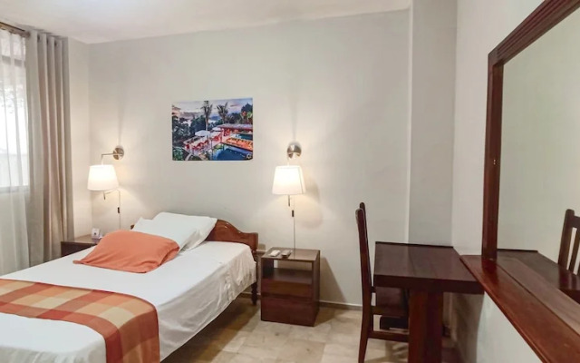Hotel Israel