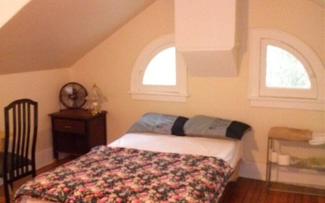 Ontario Street Apartments