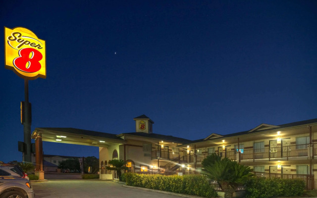 Hill Country Inn & Suites - New Braunfels / Gruene