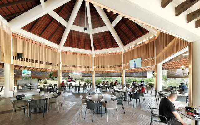 Nilai Springs Resort Hotel