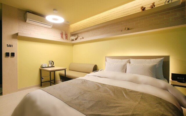 Hotel Form