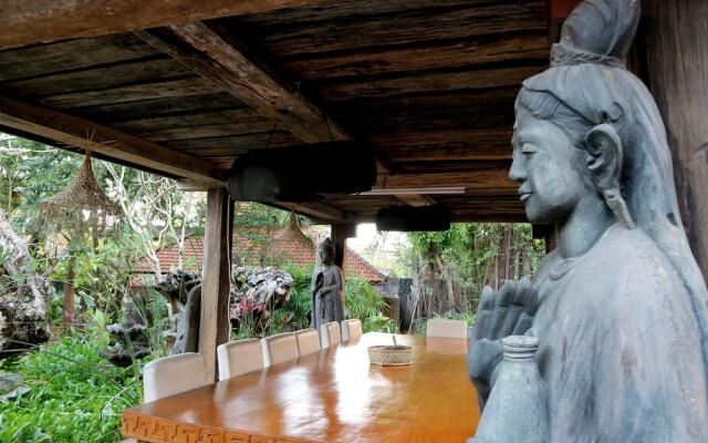 Rumah Hoo Guest House
