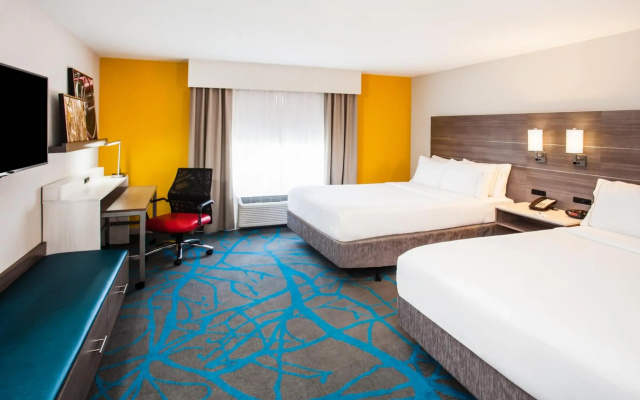 Holiday Inn Express & Suites Litchfield West by IHG
