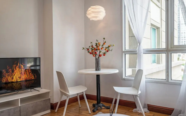 THE MANOR Premier Residence