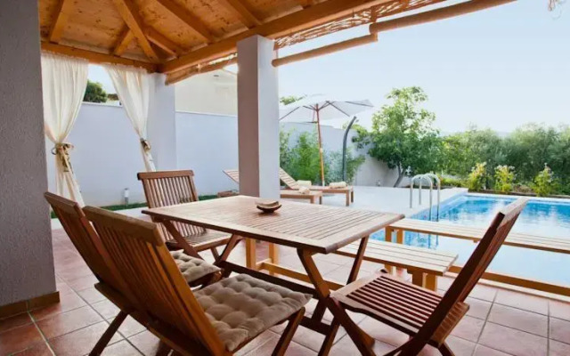 Villa Ita