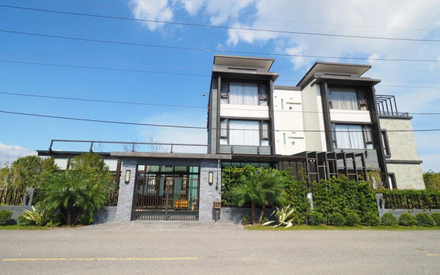Sakura Bed and Breakfast