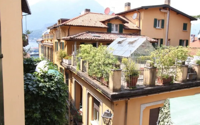 Straus Apartment Center Town