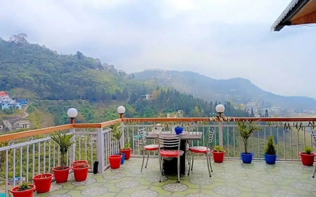 Hotel The Pine Villa Mussoorie