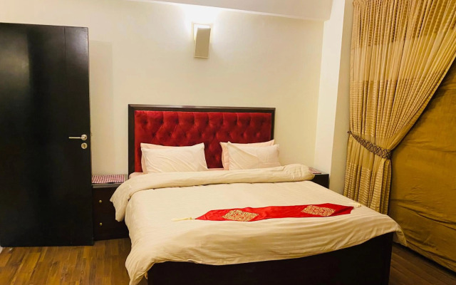 Royal Two Bed Luxury Apartment Gulberg