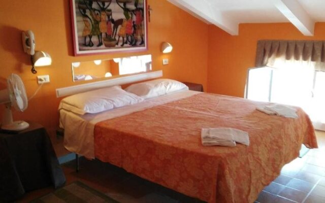 Hotel Simon