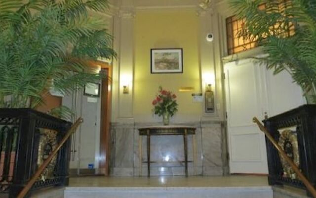 Financial District Furnished Apartment