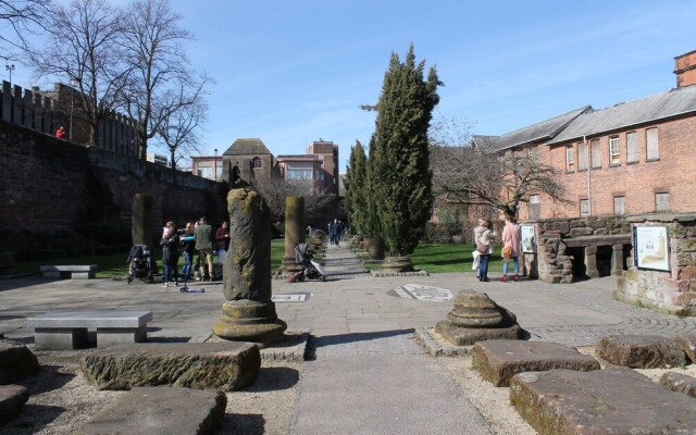 One to One Apartments