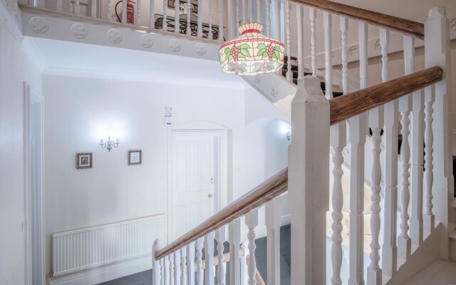 Pendine Manor - 9 Bedroom Manor House - Pendine