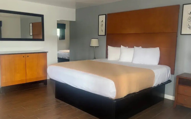 Oceanside Inn & Suites