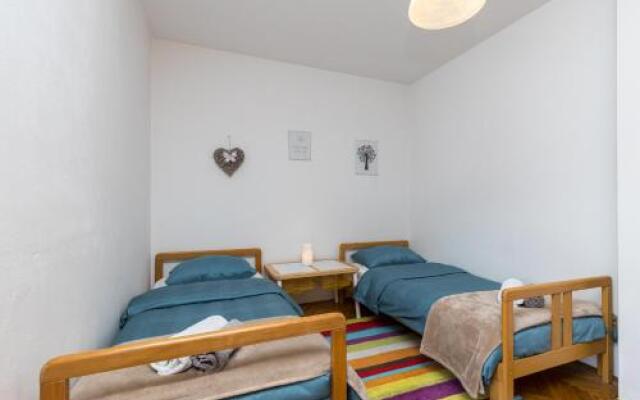 Apartments Hrestak