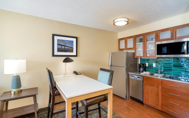Staybridge Suites Memphis - Poplar Ave East by IHG