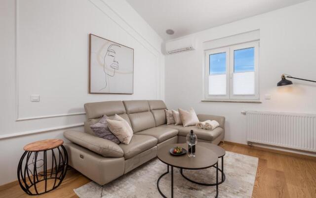 Gallery apartment Megan2 with parking