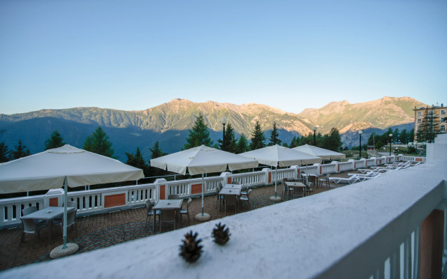 Pràcatinat Hotel & Restaurant