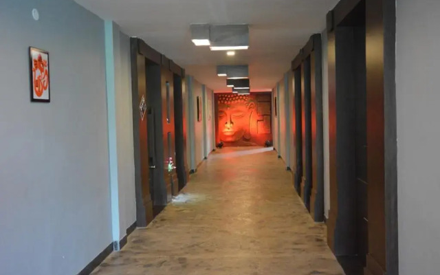 Seamens Club N Hotel