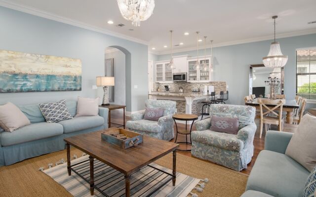 Villa Lago 1888 at Sandestin