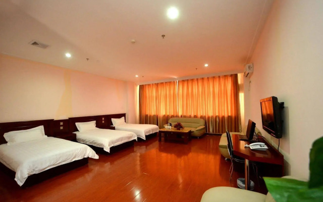 Dalian Fishing Port Hostel