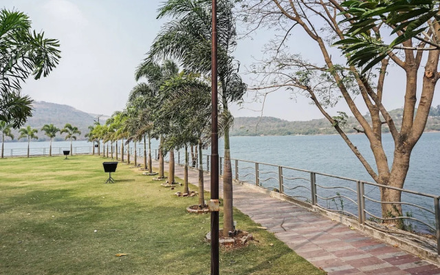 OYO 24344 Aquarius Resort