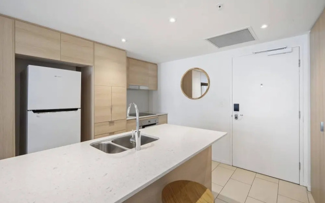 Avani 906 Central Broadbeach