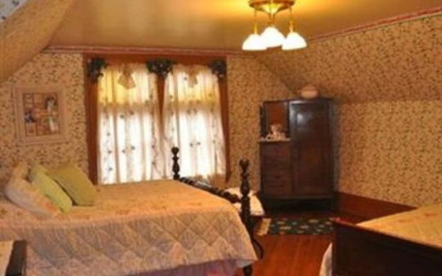 Charles Nelson Schmick House