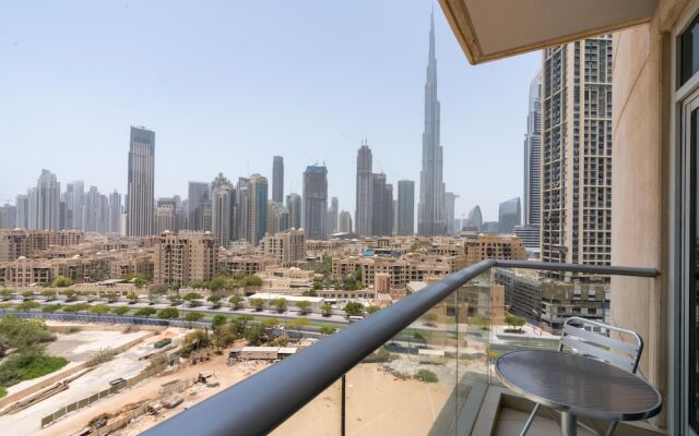 Lux BnB 2BD Amazing Burj View