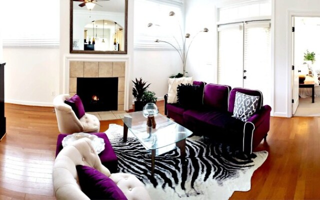 Applause Guest House