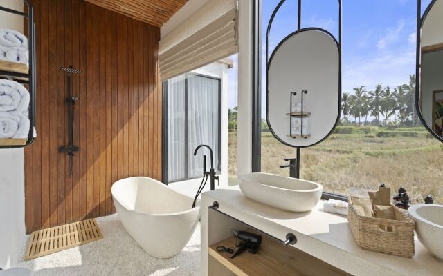 Marbella Villa by Betterplace