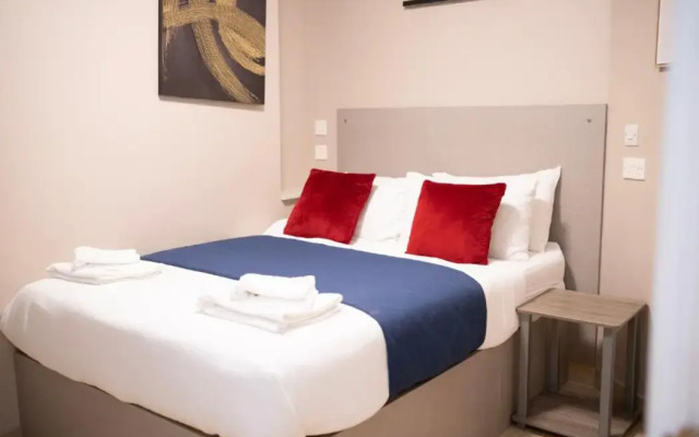 Paragraph Palmers Green - Tottenham Stadium