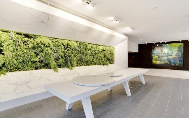 Elm Apartment