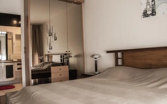 Into Paris Victor Hugo