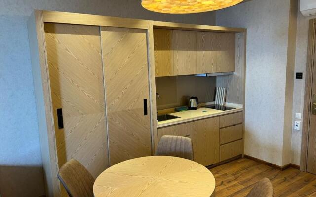 Happy Days in Dreamland Oasis