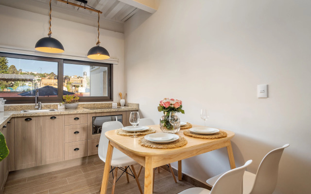 Casa Pandurata Luxury Apartments in Centro, San Miguel de Allende