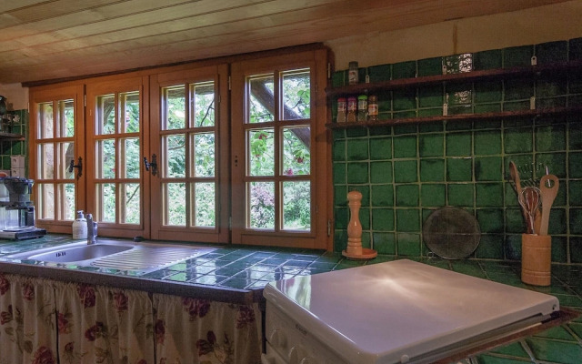 Estate in Dordogne Near Sites