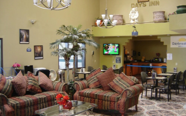 Days Inn By Wyndham Carlsbad, Nm