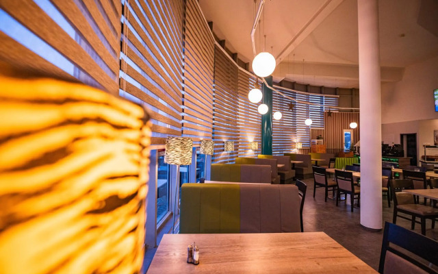 Life Hotel