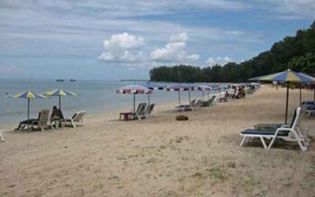 TT Naiyang Beach Phuket