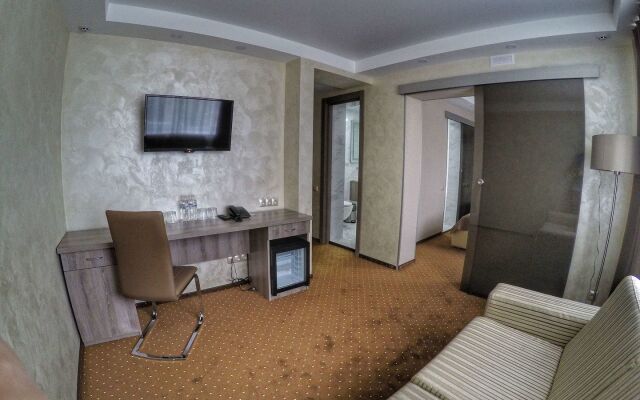 Hotel Druzhba