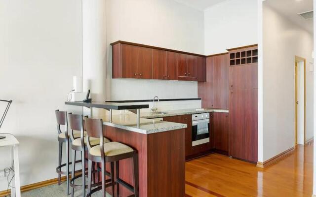 Relaxing Sea Wharf View Apartment