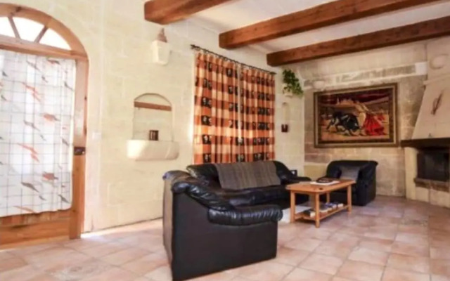 Villa With 3 Bedrooms In Sannat With Wonderful Mountain View Private Pool Enclosed Garden