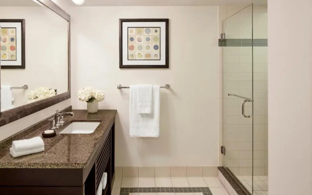 The Coral at Atlantis, Autograph Collection