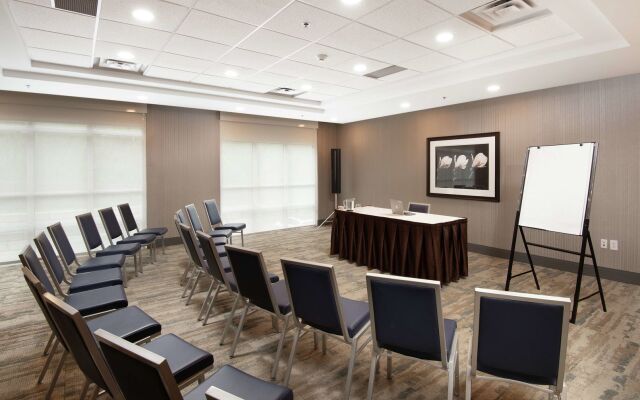 Hampton Inn & Suites Barrie